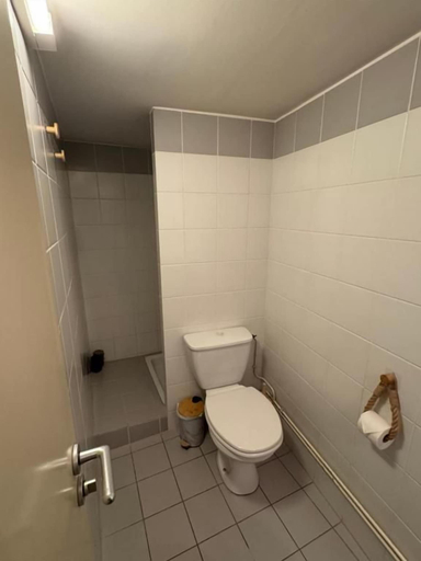 Bathroom 4, Balzac Hôtel, Ille-et-Vilaine