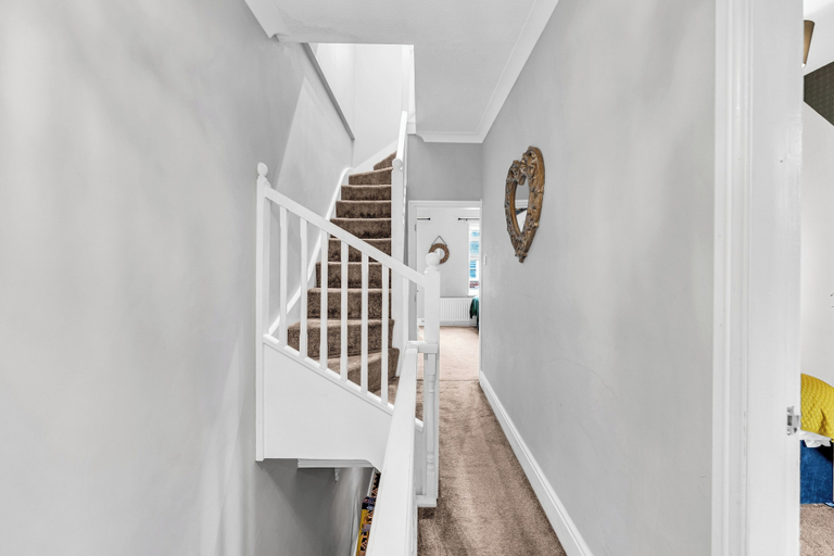 Interior 5, Spacious Stoke Townhouse 3Br Near Hospital, Stoke-on-Trent