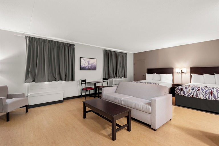 Bedroom 2, Red Roof Inn Norwich, Chenango