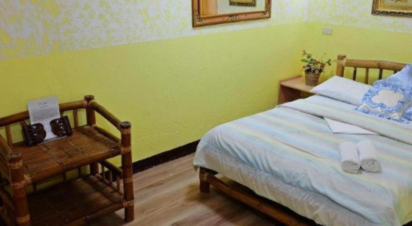 Bedroom 3, La Isla Bonita Resort, Malay