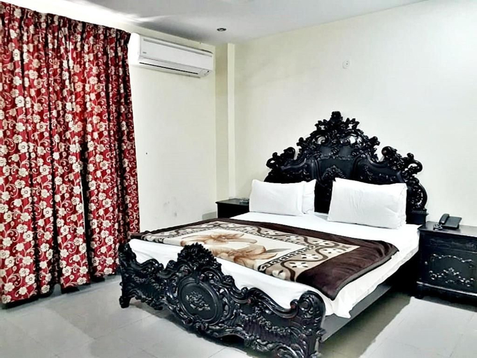 Bedroom 2, Fortville Hotel, Lahore