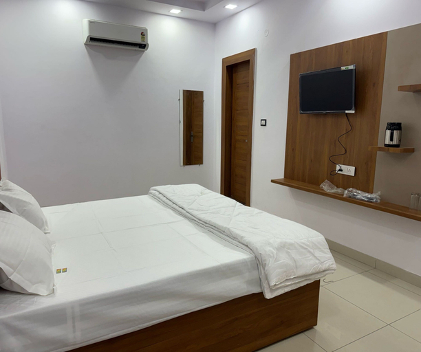 Room 4, Deluxe Room Hotel Welnis Inn, Amritsar