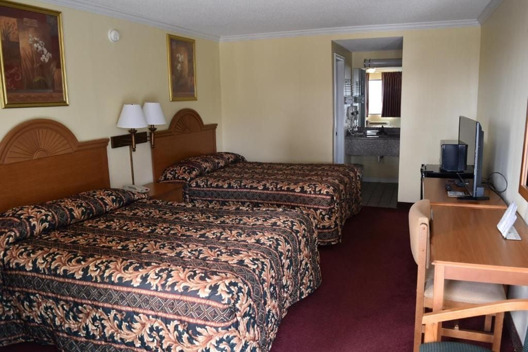 Bedroom 4, Star Inn Biloxi, Harrison