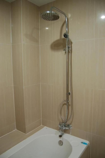 Bathroom 5, Baan Manthana Hotel, Hua Hin