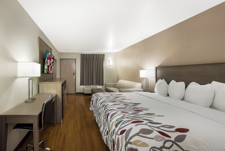 Bedroom 3, Red Roof Inn & Suites Thomasville, Thomas