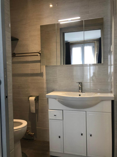 Bathroom 4, Hotel Clauzel, Paris