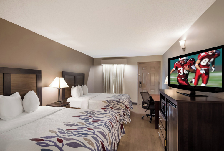Bedroom 3, Red Roof Inn Jasper, Walker