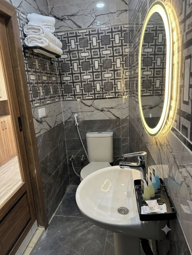 Bathroom 5, Vista Pyramids Boutique Hotel, Al-Ahram