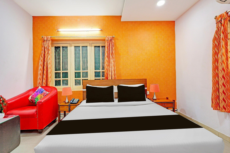 Room 2, Deluxevijaya Residency, Visakhapatnam