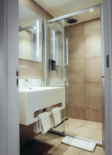 Bathroom 5, ONOMO Hotel Casablanca Sidi Maarouf, Casablanca