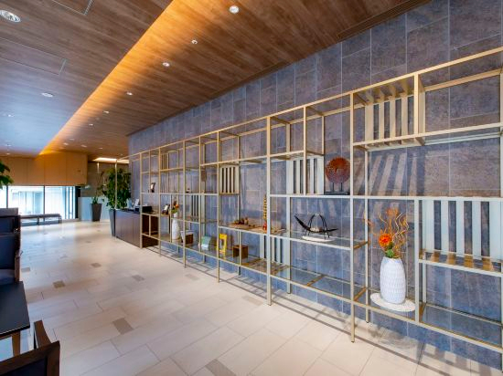 Hotel Interior/Public Areas