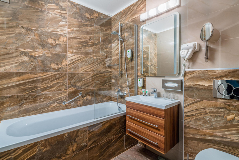 Bathroom 4, Best Western Plus Celebrity Suites, Wien