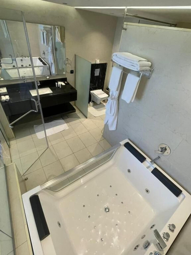 Bathroom, RIO OLAYA HOTEL, Riyadh