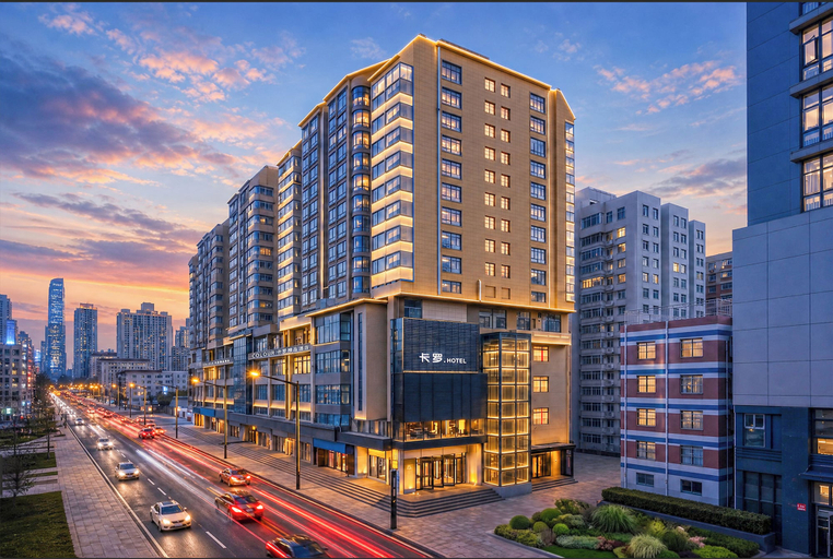 Exterior & Views