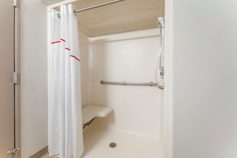 Bathroom 4, Red Roof Inn Johnstown, Cambria