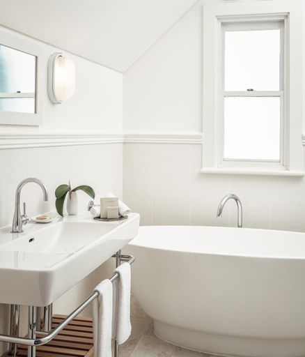 Bathroom 5, Anchorage Port Stephens, Port Stephens