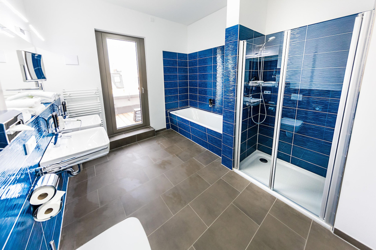 Bathroom 5, Best Western Plus Royal Suites, Leipzig