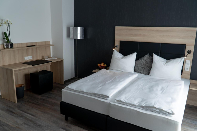 Bedroom 4, Hotel Schlafplatz, Offenbach