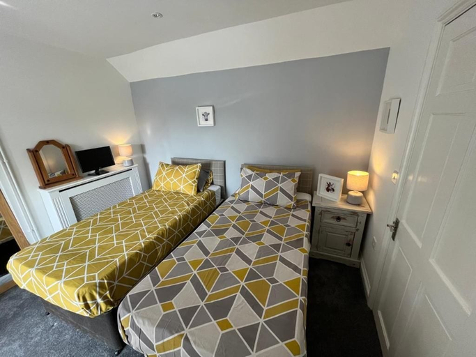 Bedroom 3, The Ship Inn, Gloucestershire