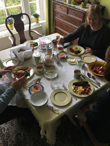 Food & Drinks 5, Anne's House, East Sussex