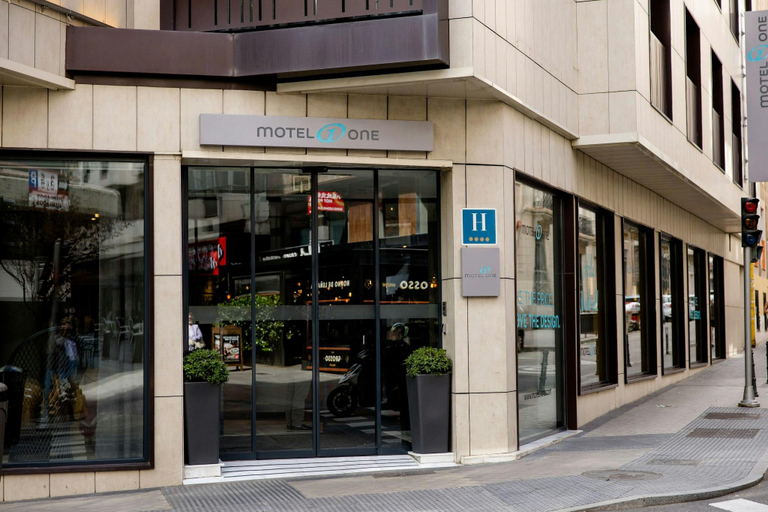 Exterior & Views 2, Motel One Madrid-Plaza de España, Madrid