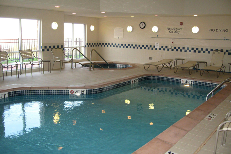Sport & Beauty, Fairfield Inn Suites Ames, Story