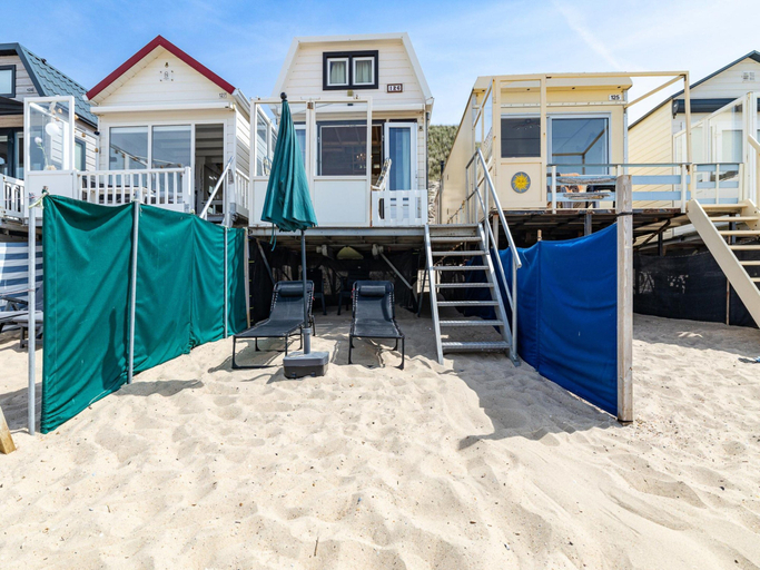Primary image, Charming Beach Cabin in Koudekerke, Veere
