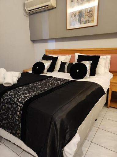 Bedroom 4, N E P center Hotel Rodos, South Aegean