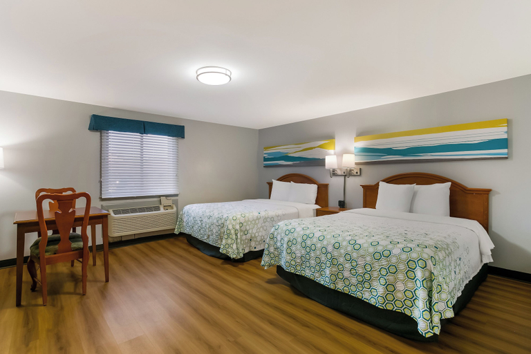 Bedroom 3, HomeTowne Studios by Red Roof Denver - Lancaster County, Lancaster