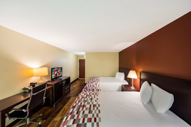 Bedroom 3, Red Roof Inn Hendersonville, Henderson