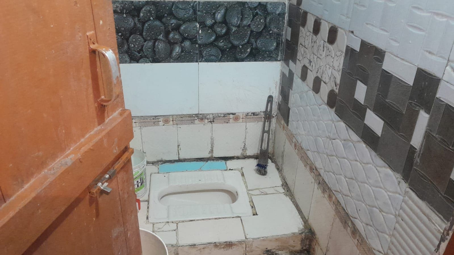 Bathroom, Andanam Village Stay,6Km Nagtibba Trek, Tehri Garhwal