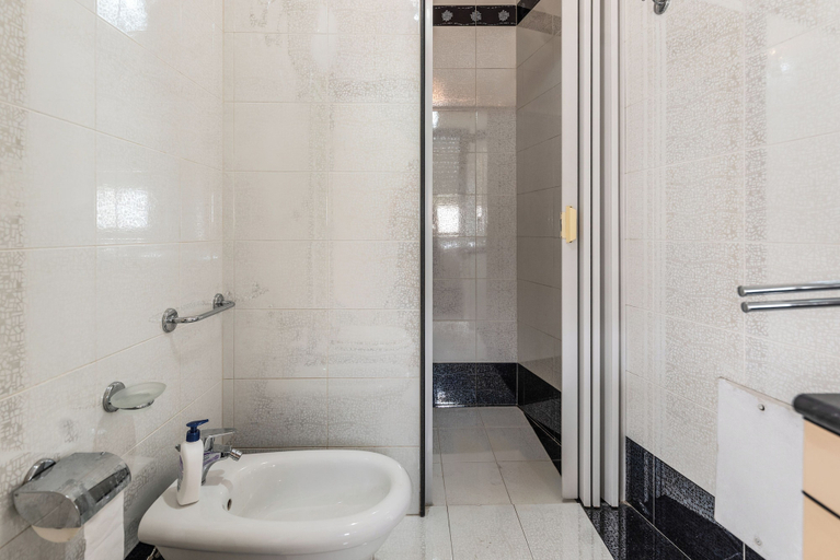 Bathroom 4, Holiday Home, Lecce