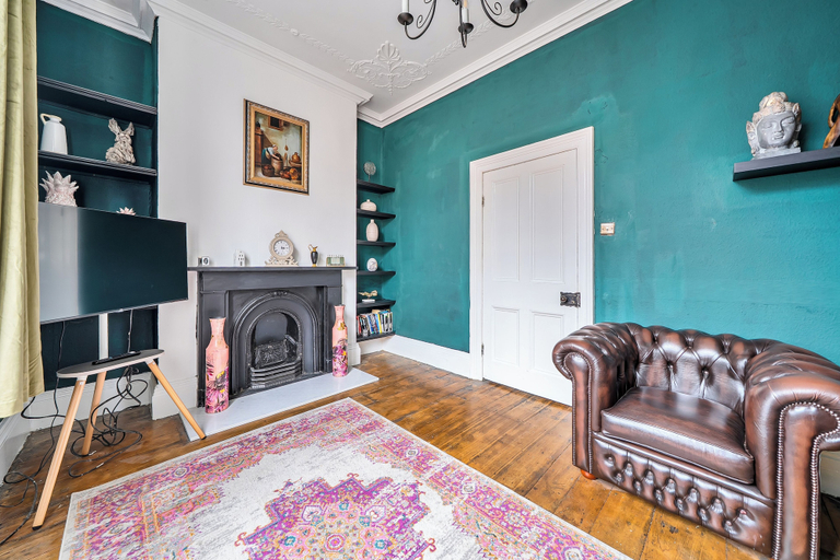 Living area, 2 Bed Flat - Sleeps 4 - Wifi - Carpark, Staffordshire
