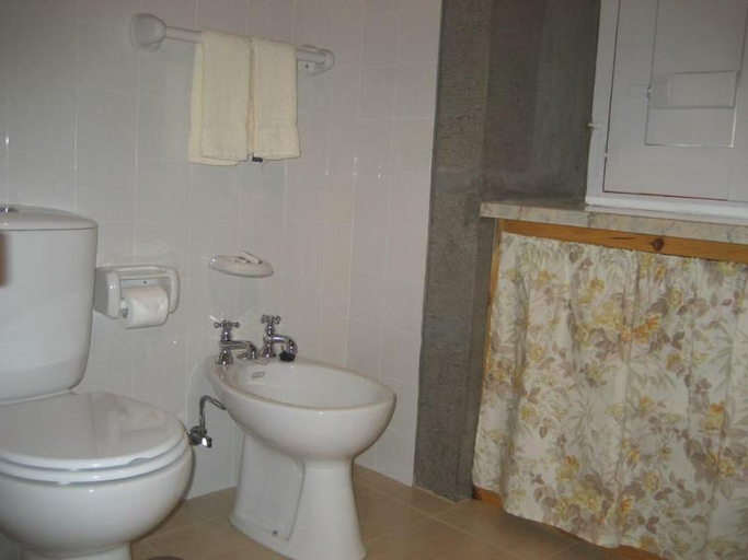 Bathroom, Quinta Do Martelo, Angra do Heroísmo