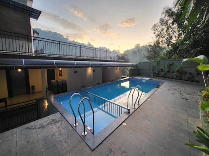 Pool 4, Tripple F Inn - A Luxury Stay in Munnar, Idukki