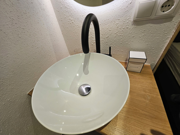 Bathroom 4, No1 - Flo's modern Rooms & Breakfast, Sankt Johann im Pongau