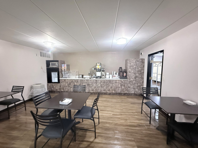 Reception 2, Villa inn, Steele