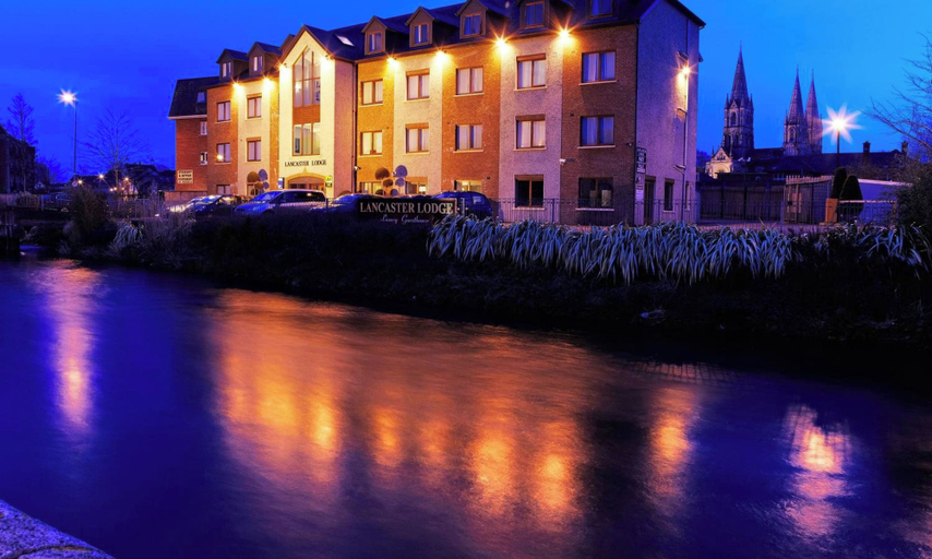 Exterior & Views, Lancaster Lodge
