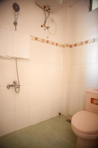 Bathroom 5, Happy Day Hotel, Đà Lạt
