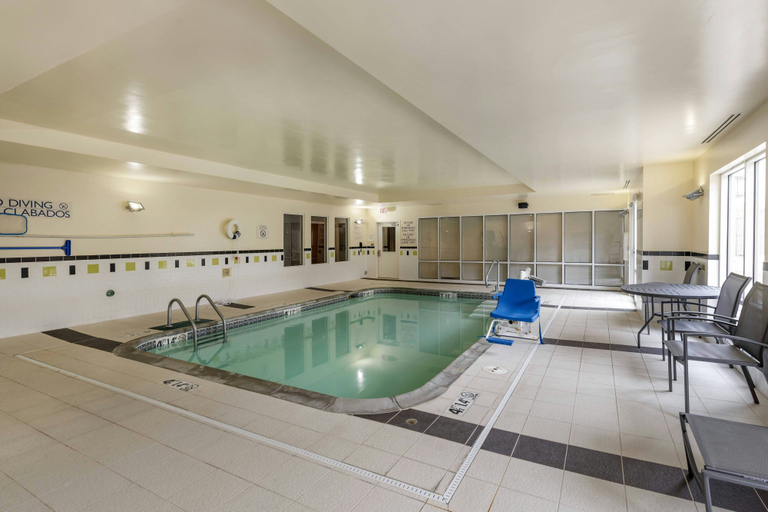 Sport & Beauty 5, Fairfield Inn Suites Texarkana, Bowie