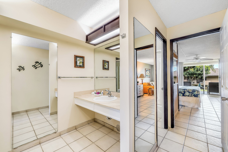 Interior 5, Spacious Kaanapali Condo, Exclusive Beach Cabana - Maui Eldorado D106, Maui
