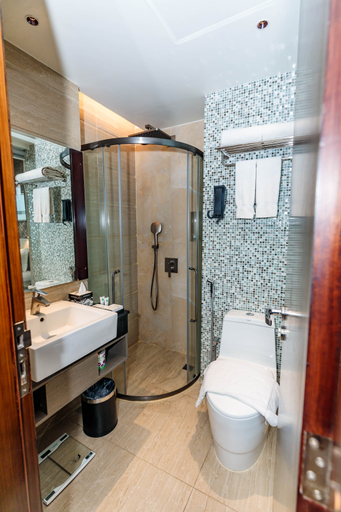 Bathroom 5, Best Western Plus Maple Leaf, Dhaka