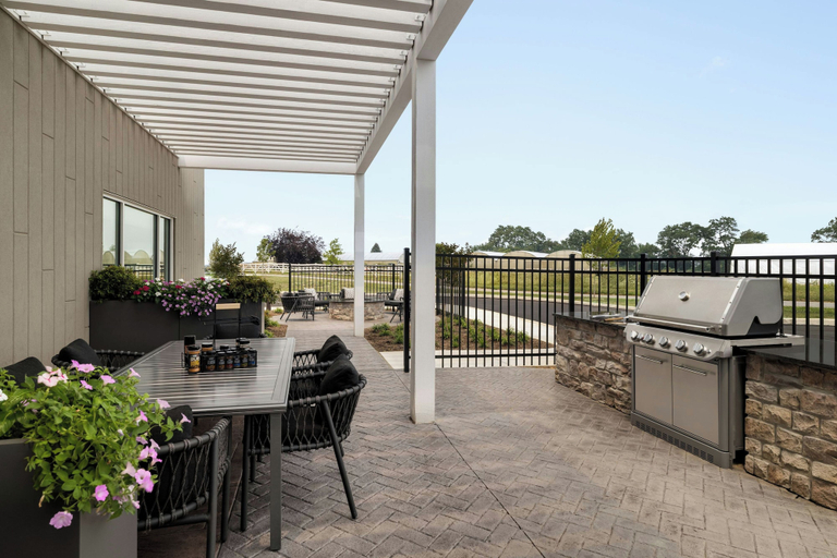 BBQ/picnic area, TownePlace Suites by Marriott Lebanon PA, Lebanon