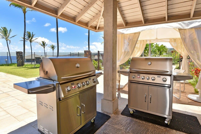 BBQ/picnic area 3, Remodeled Oceanfront w Ocean View Pool AC- Kapalua Bay Villa 33b1, Maui