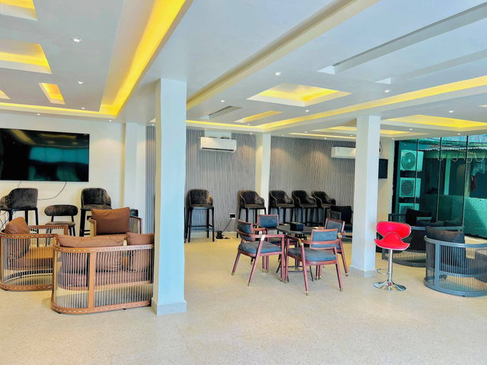 Interior 4, Eden Lodge Bo City, Western Urban