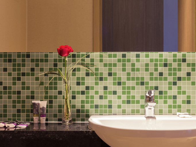 Bathroom, Mercure Nanchang Sunac, Nanchang