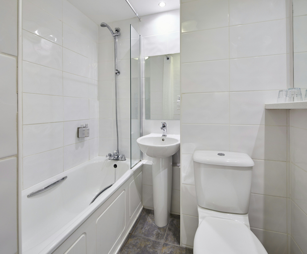 Bathroom 3, Leonardo Inn Glasgow West End, Glasgow
