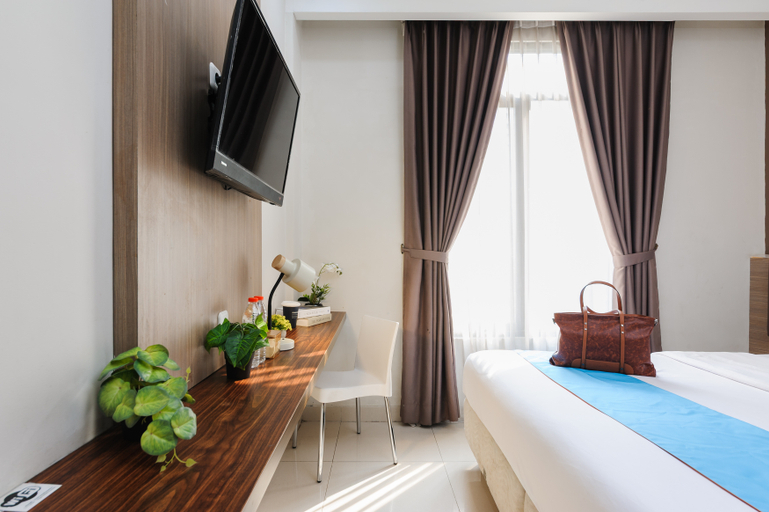 Others, RedDoorz Plus near Lippo Mall Kemang 2, South Jakarta