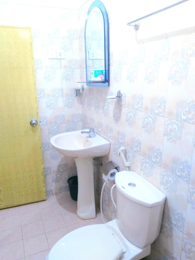 Bathroom 4, 59B Rest Inn Ella, Ella