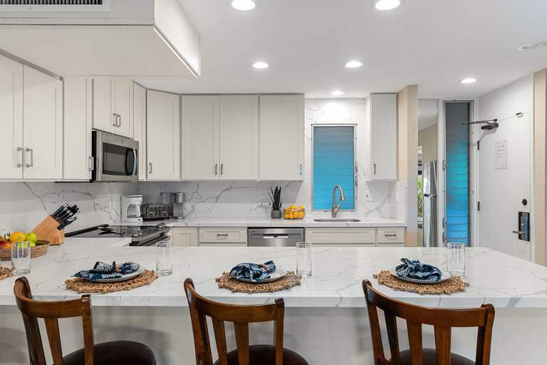 Interior 2, Relaxing 1BD Condo With Partial Ocean Views in Kaanapali - Eldorado F202, Maui